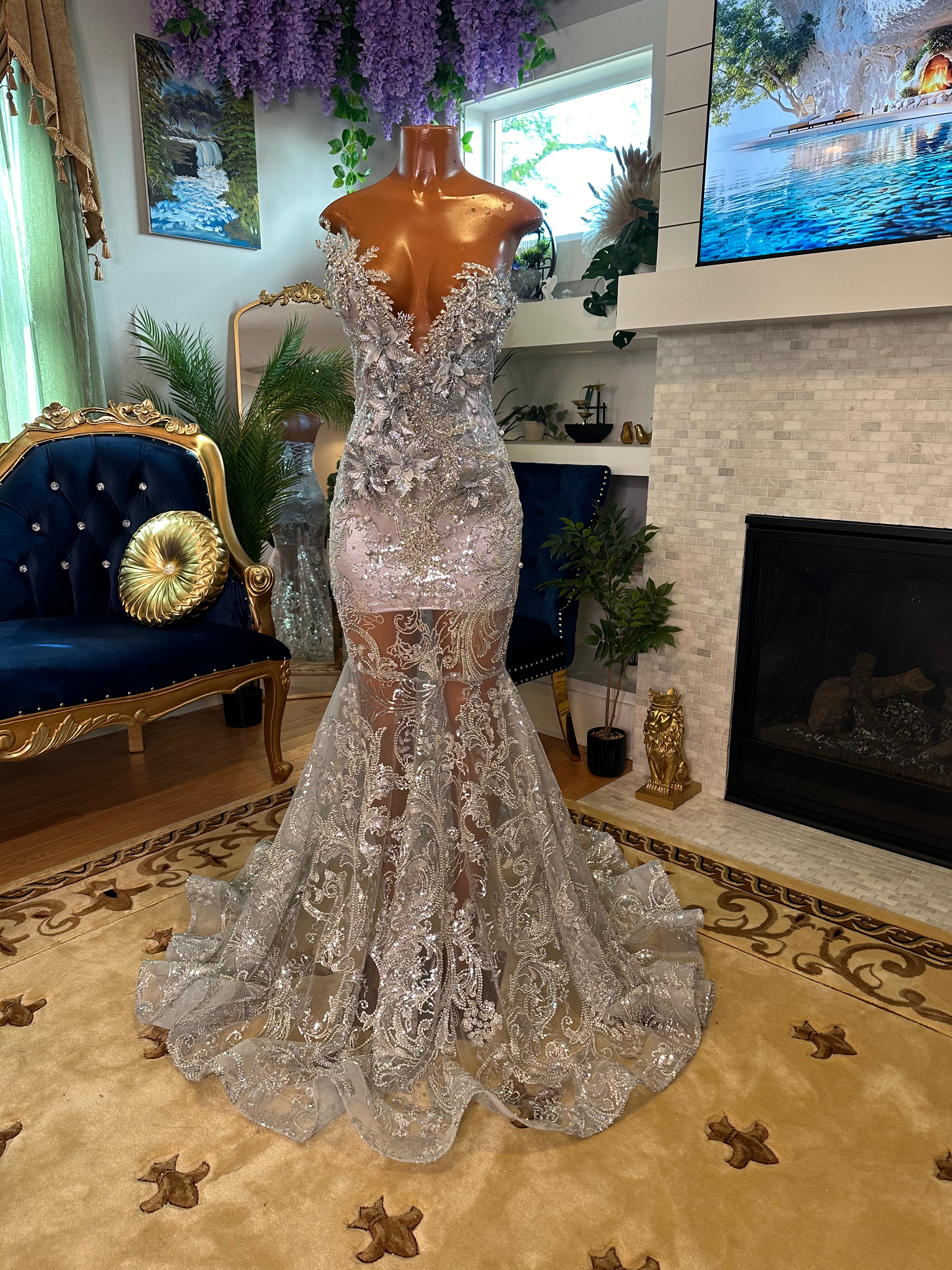 Floral Range Silver Gown – Ariel Jillian Designs