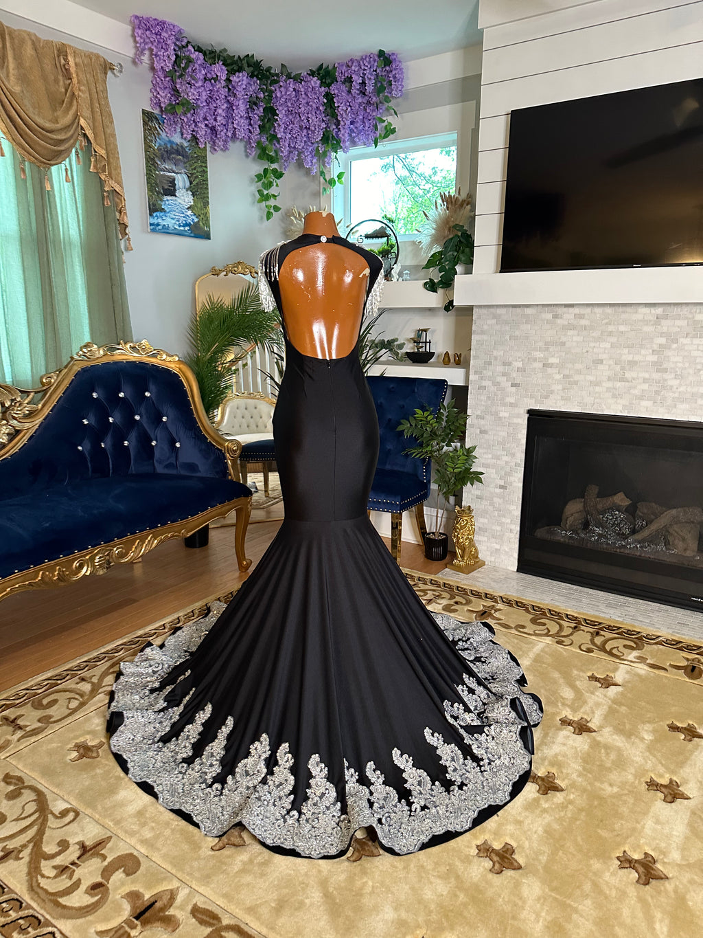 Breshunna Lace Gown Black