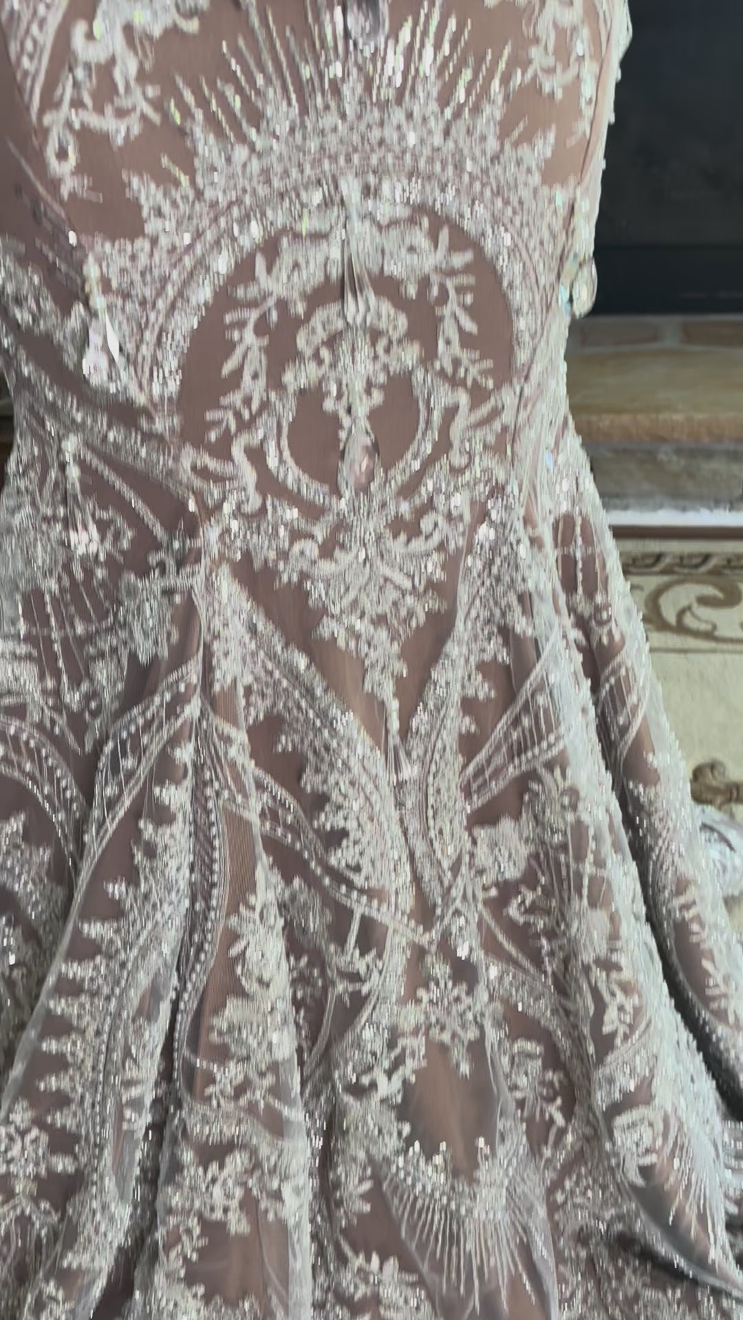 Crystal Drop White/Dark Nude